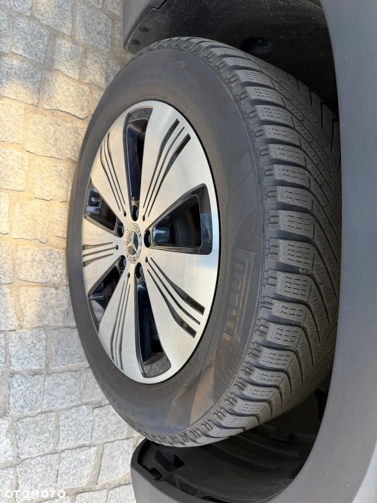 Mercedes-Benz EQB 250 70.5kWh Progressive - 38