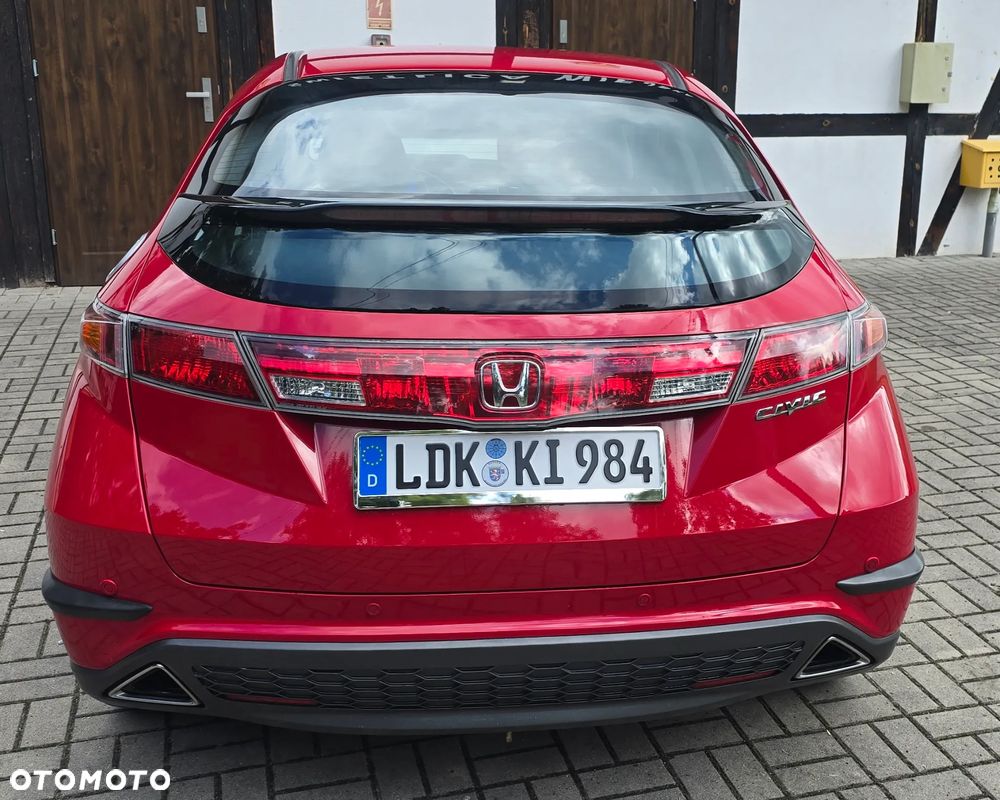 Honda Civic 1.8i-VTEC Sport - 12