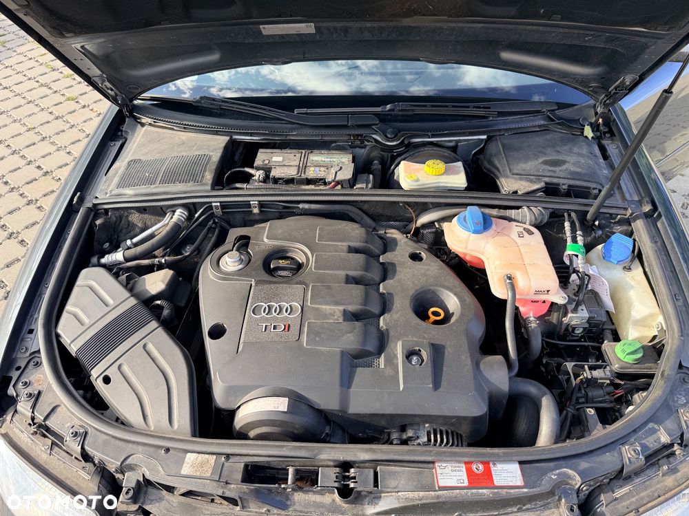 Audi A4 Avant - 16