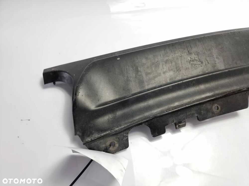 670010777 Maserati Ghibli 2999 TDI 2014 sedan Listwa dolna zderzaka tylnego - 5
