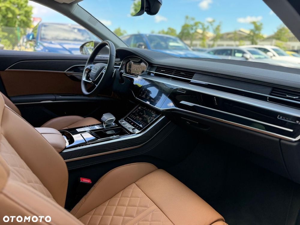 Audi A8 - 28