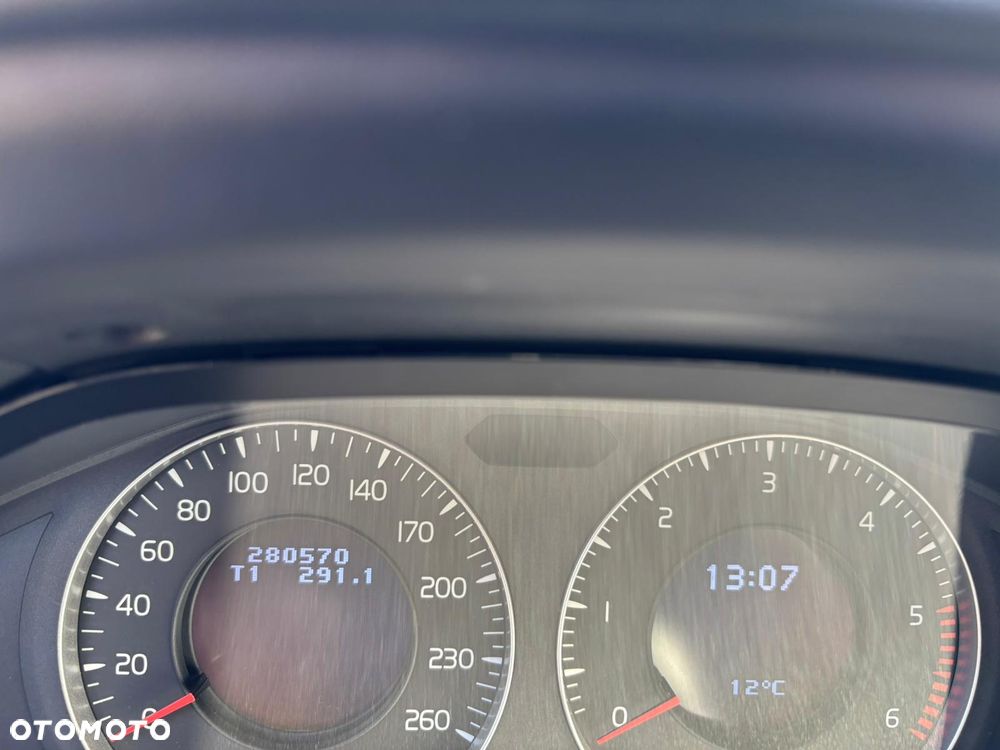 Volvo XC 60 DRIVe Kinetic - 4