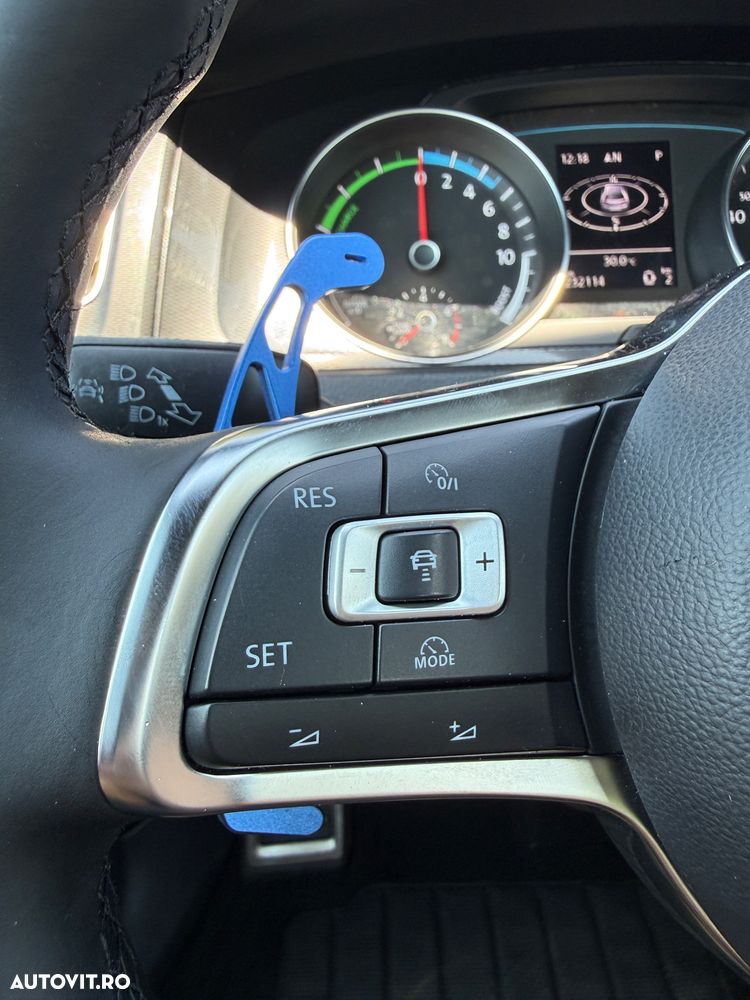 Volkswagen Golf 1.4 GTE Plug-In-Hybrid DSG - 26