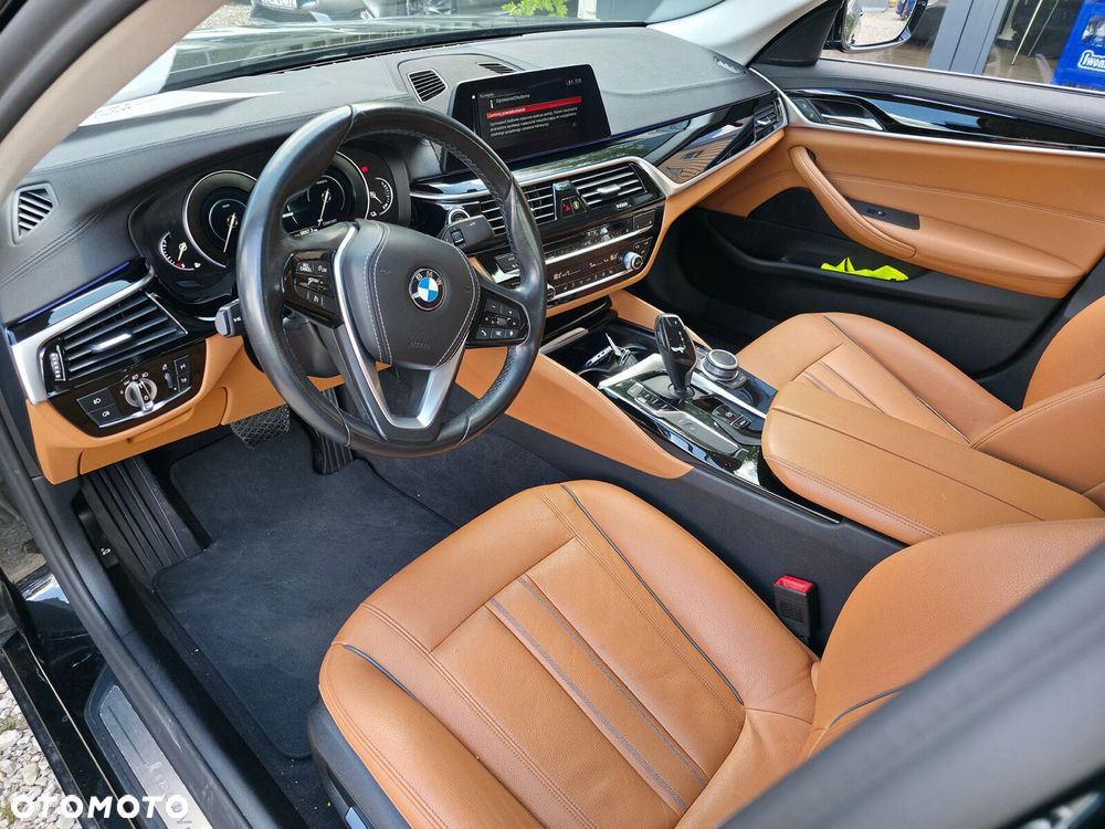 BMW Seria 5 - 10