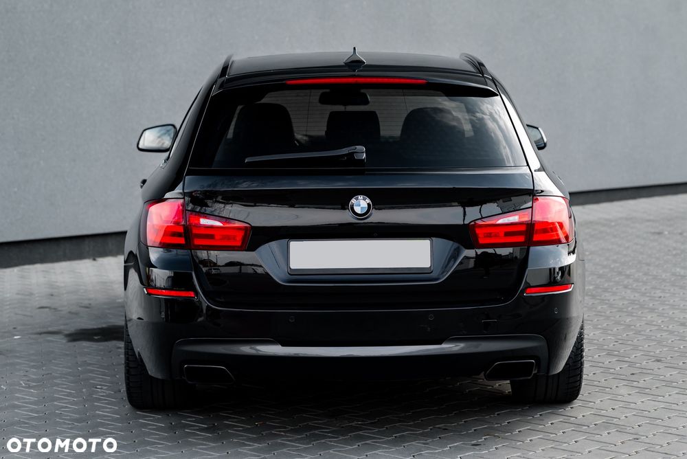 BMW Seria 5 M550d xDrive - 9