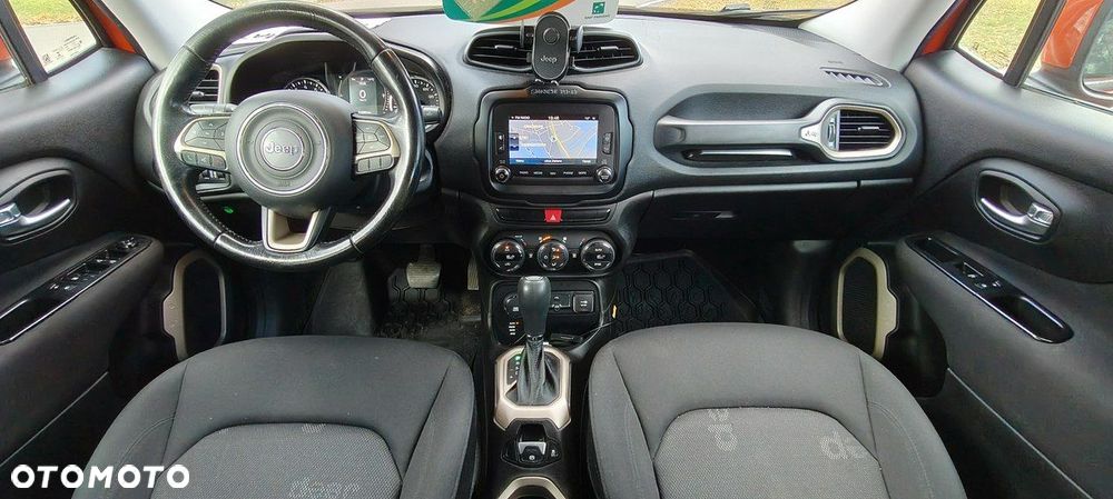 Jeep Renegade - 8