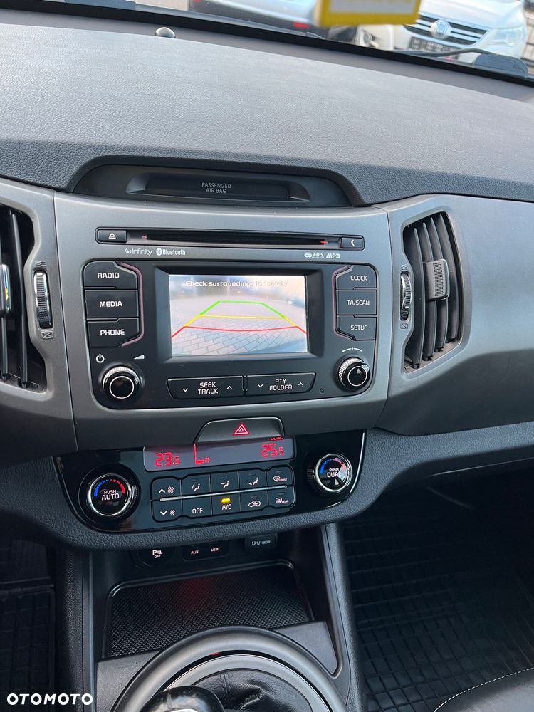 Kia Sportage 1.7 CRDI 2WD Attract - 32