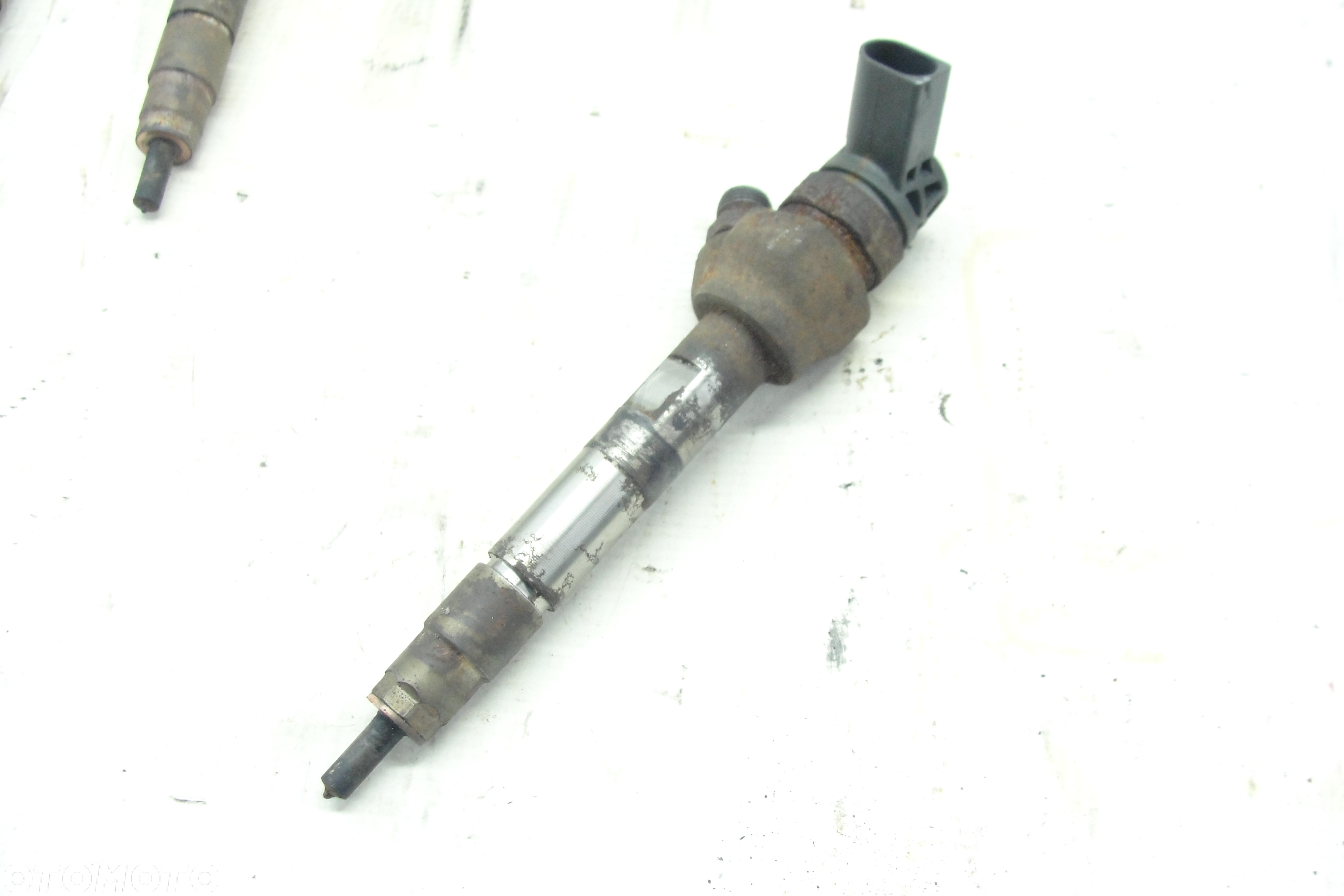 WTRYSKIWACZ BMW F45 F48 2,0d - 4