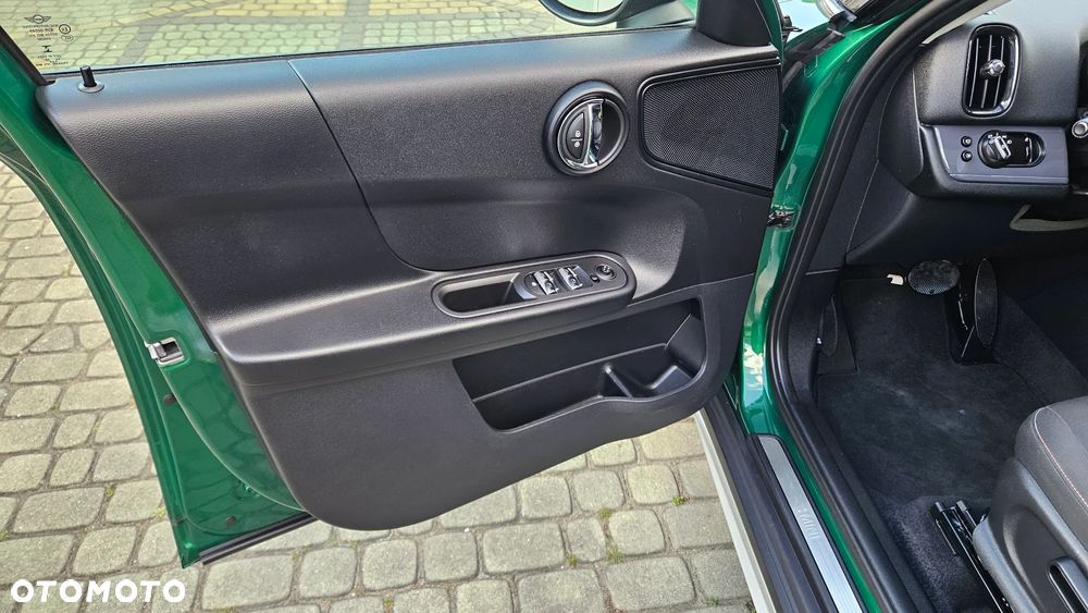 MINI Countryman Cooper Estate Edition - 24