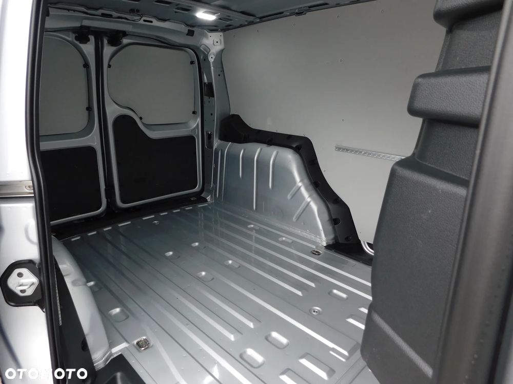 Volkswagen Caddy - 4