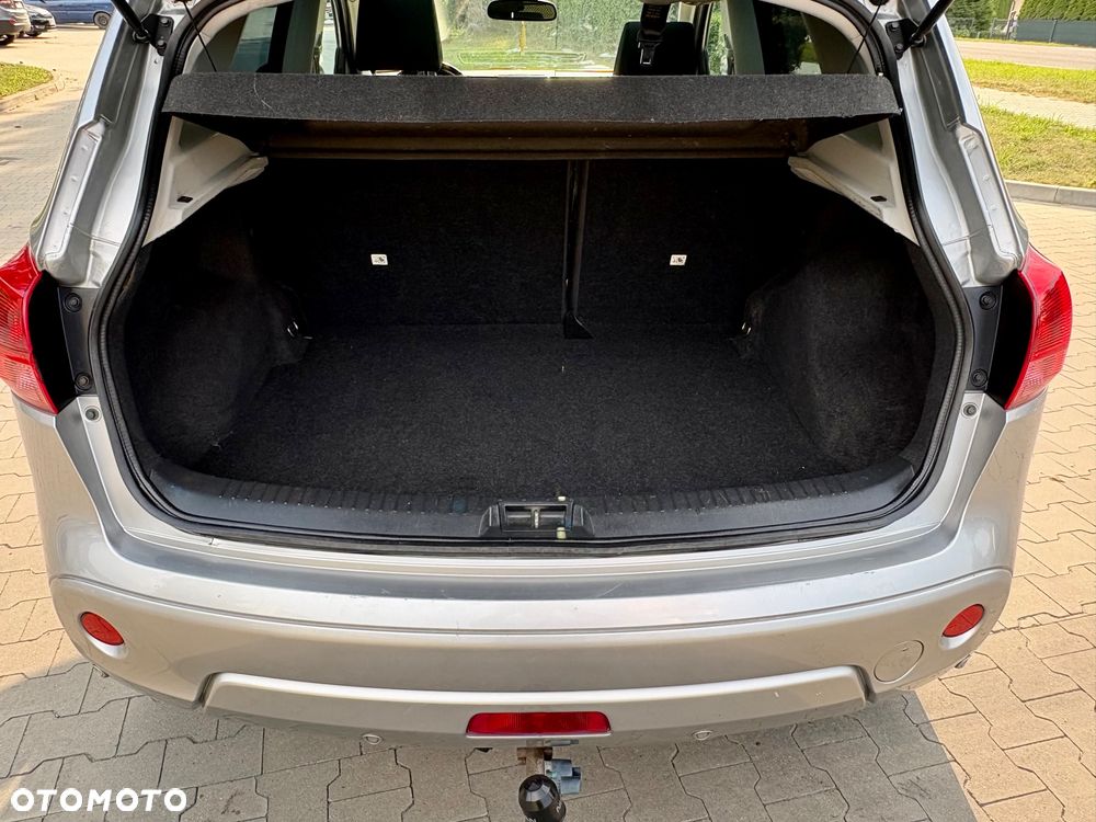 Nissan Qashqai 2.0 4 x 4 tekna - 14