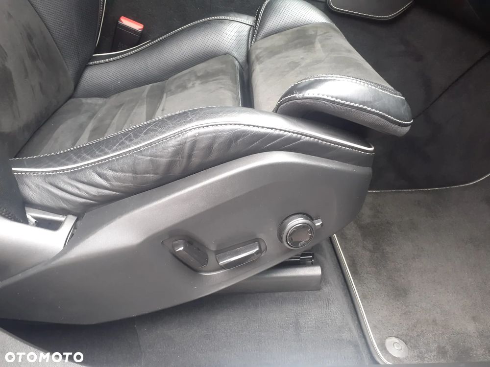 Volvo XC 90 D4 FWD R-Design 7os - 28