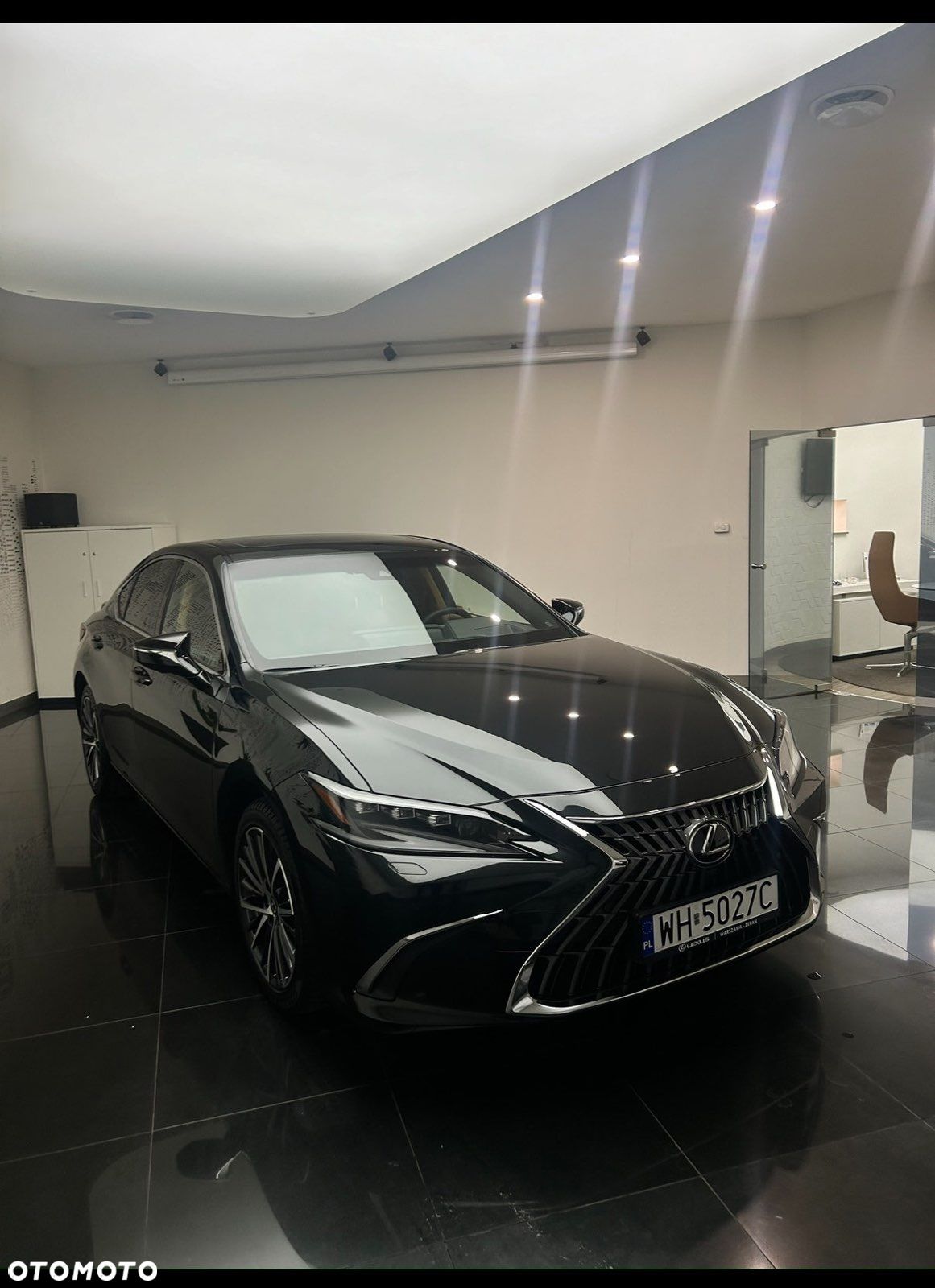 Lexus ES - 1