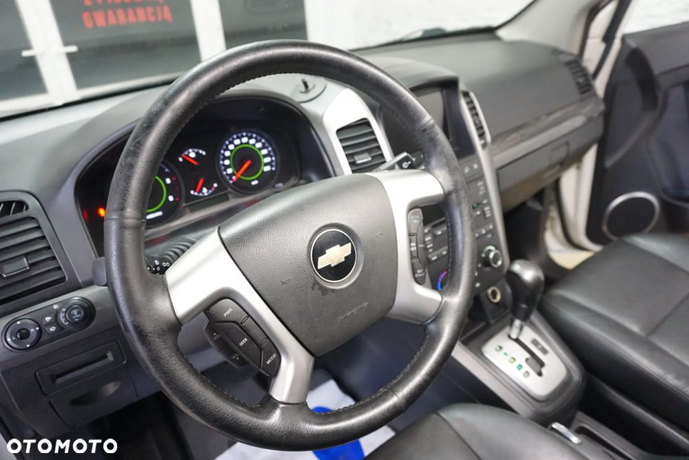 Chevrolet Captiva - 19