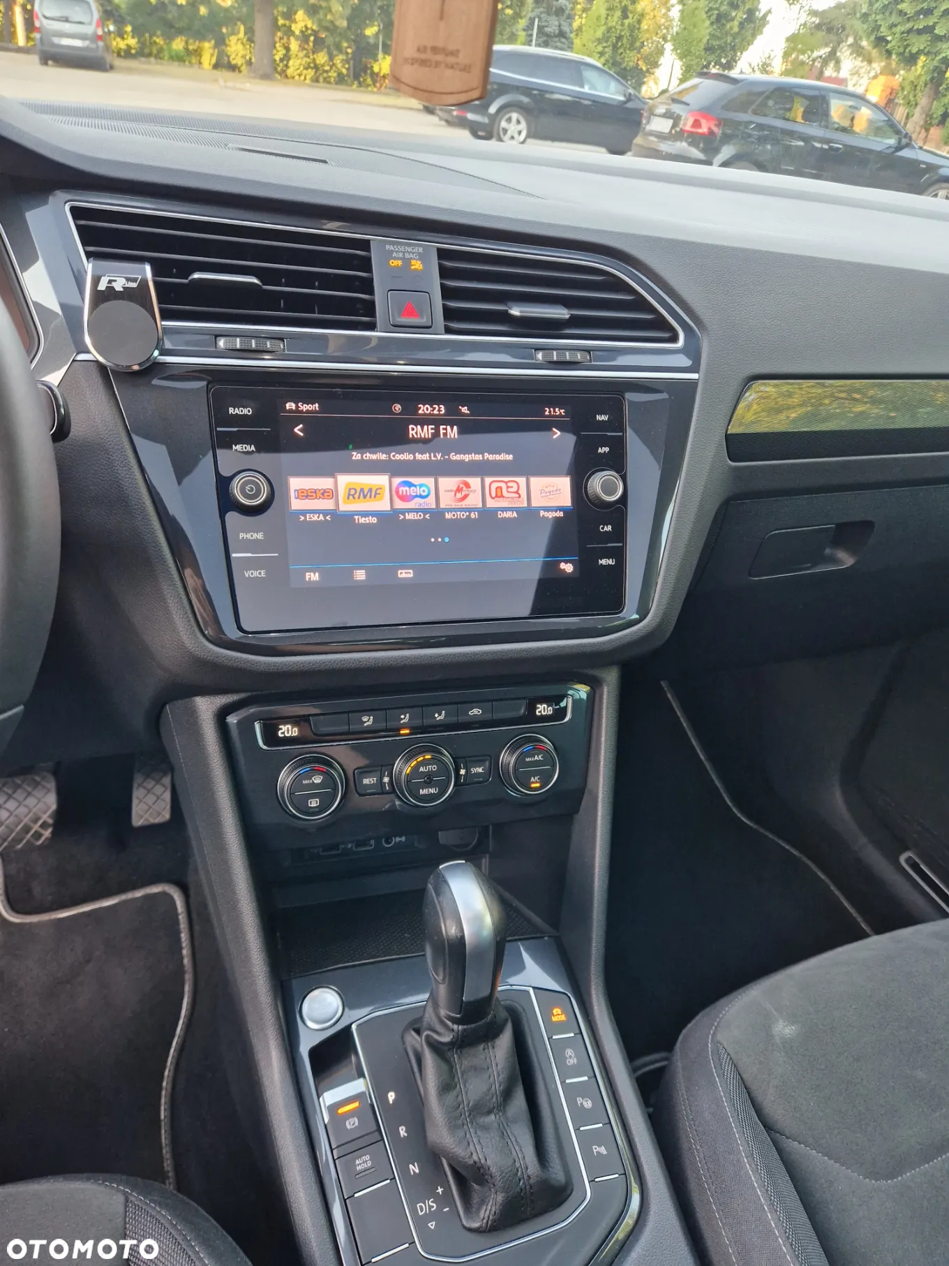Volkswagen Tiguan 2.0 TDI SCR DSG R-Line - 17