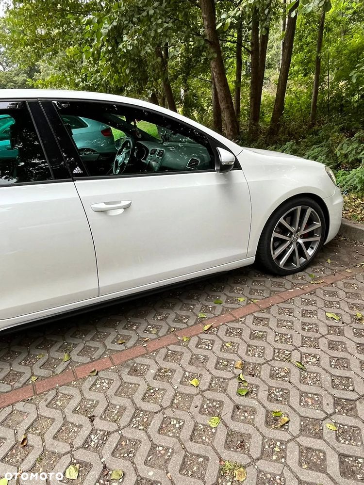 Volkswagen Golf VI 2.0 TSI GTI - 6