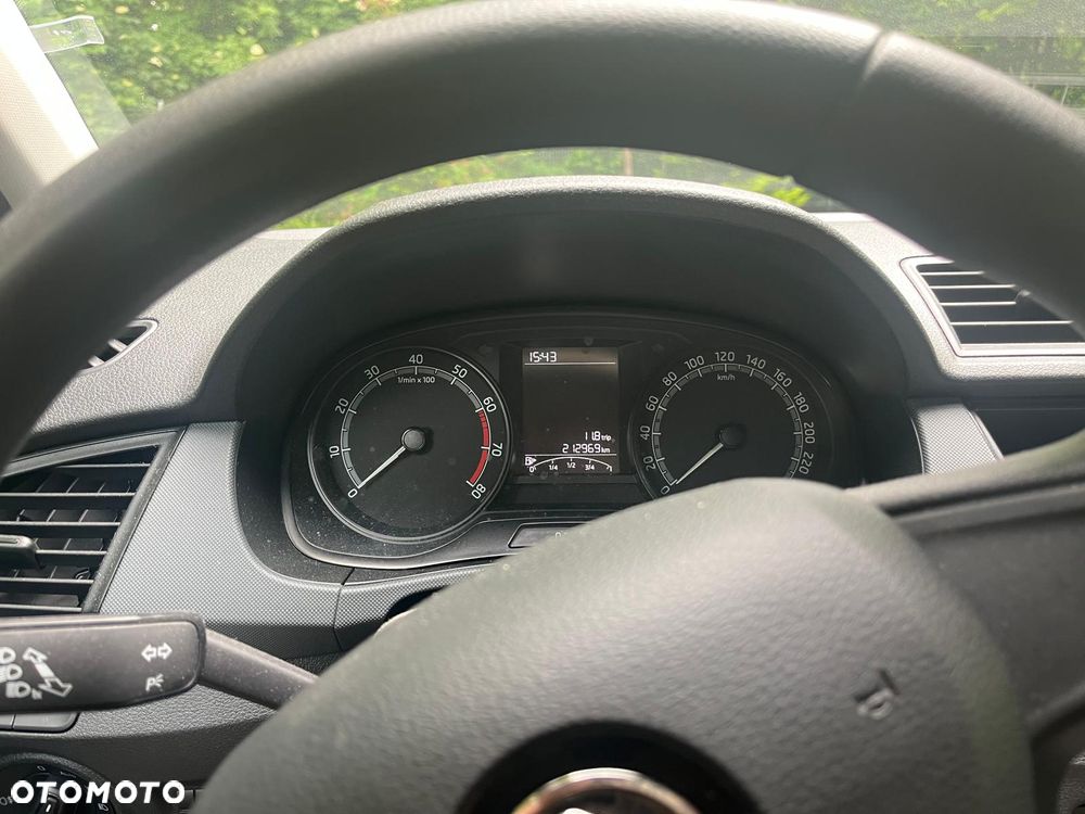 Skoda Fabia 1.0 Clever - 6