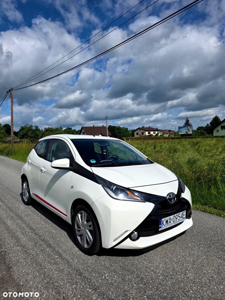 Toyota Aygo x-play Eco - 21