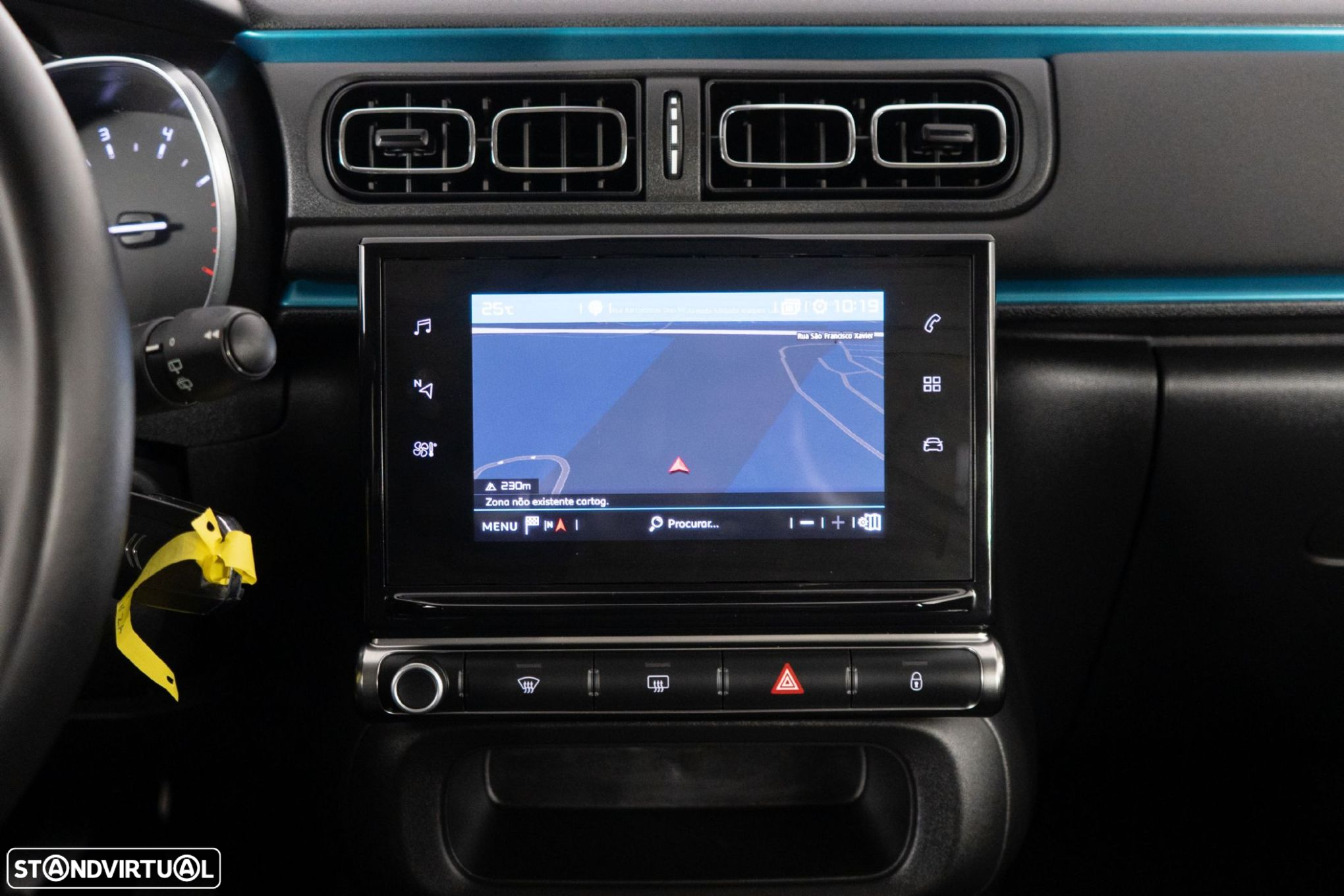 Citroën C3 1.2 PureTech Shine - 22