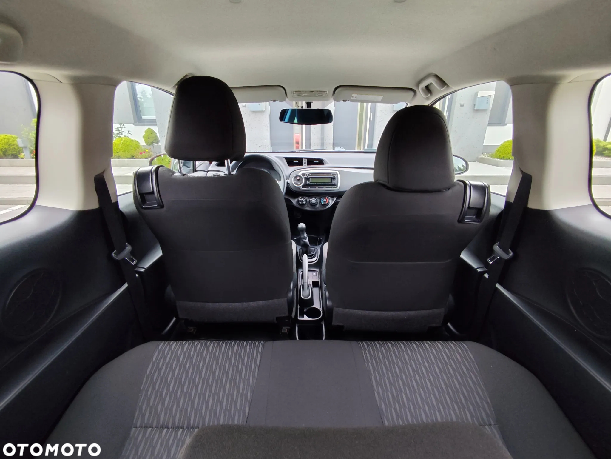 Toyota Yaris - 17