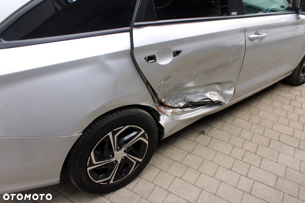 Hyundai i30 1.6 CRDI DCT EDITION 30+ - 18