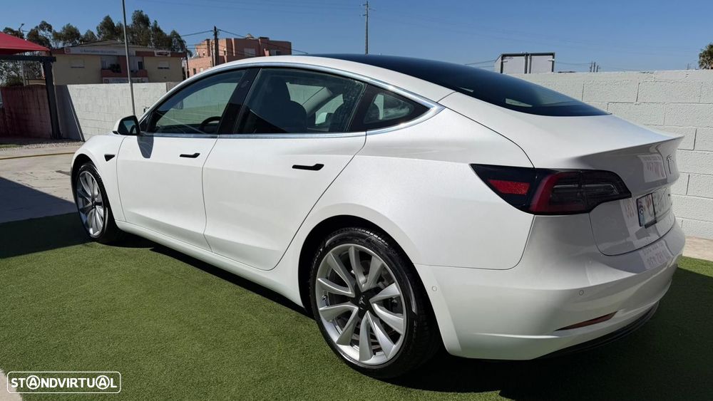 Tesla Model 3 Long-Range Dual Motor AWD - 12
