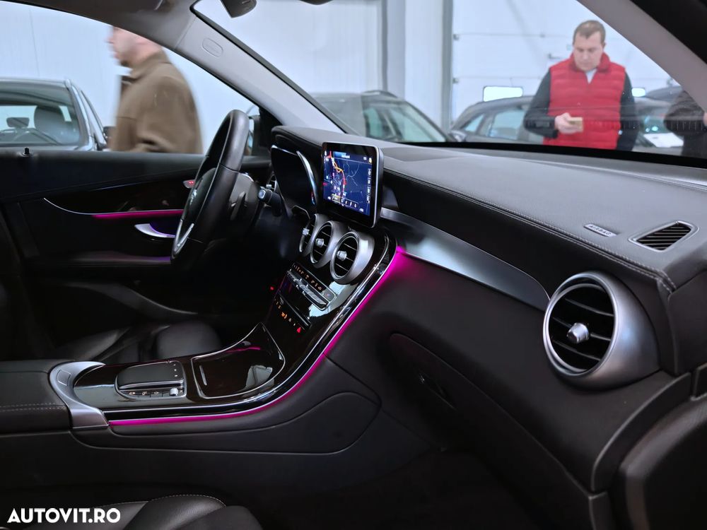 Mercedes-Benz GLC 300 e 4MATIC - 10