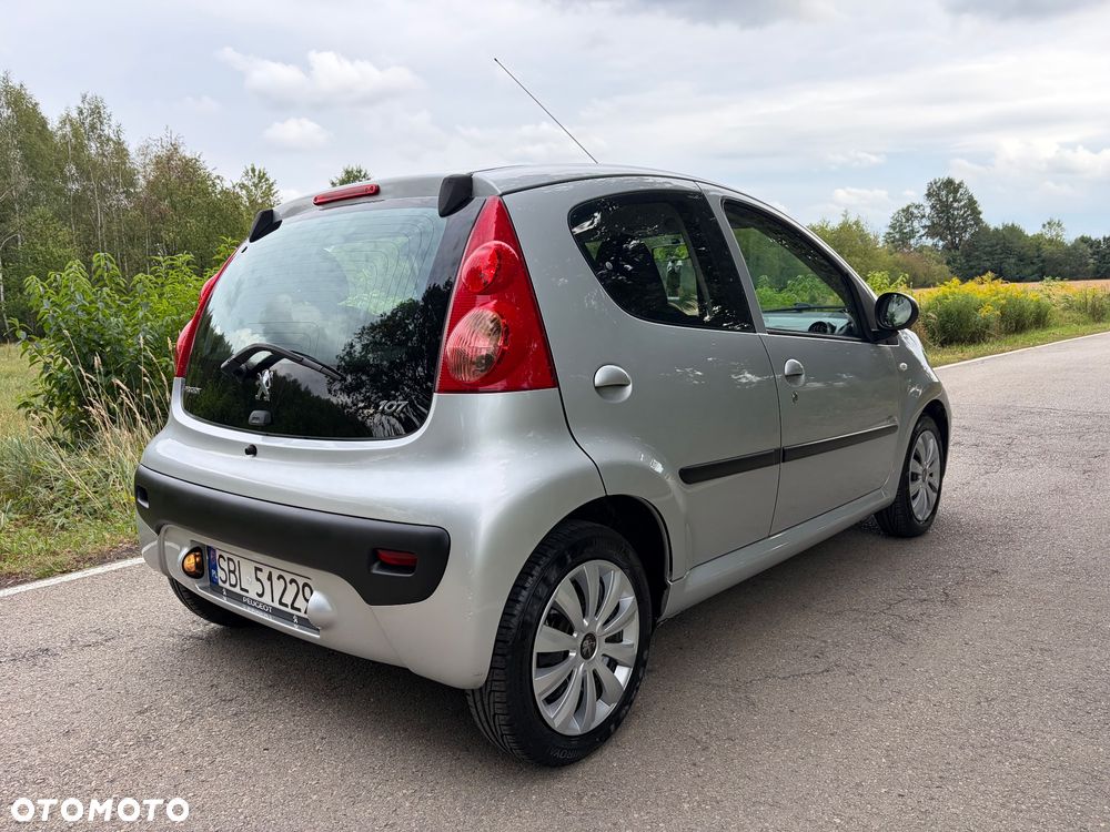 Peugeot 107 - 4