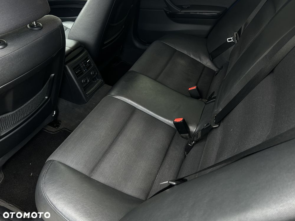 BMW Seria 3 - 19