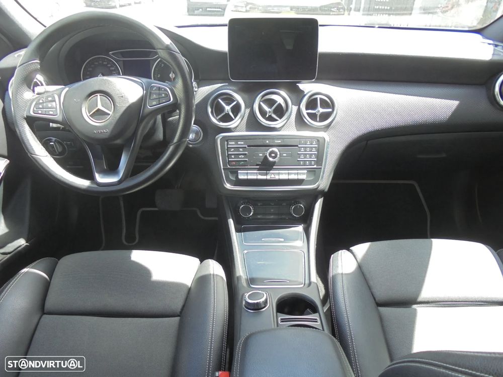 Mercedes-Benz A 180 d AMG Line Aut. - 9