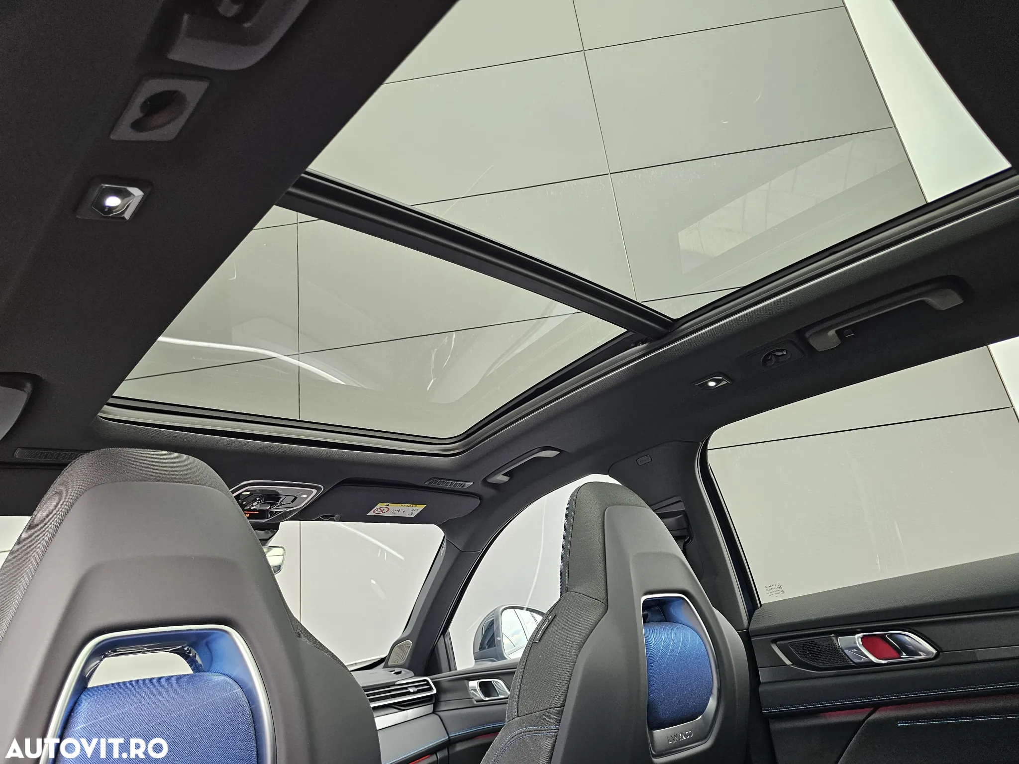 Lynk&Co 01 - 13