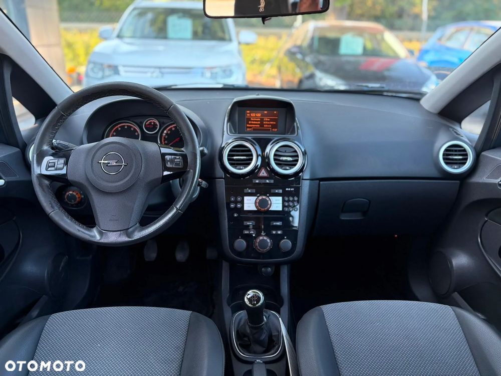 Opel Corsa 1.2 16V - 11