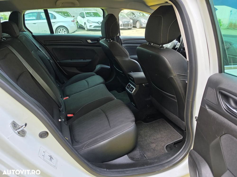 Renault Megane - 13