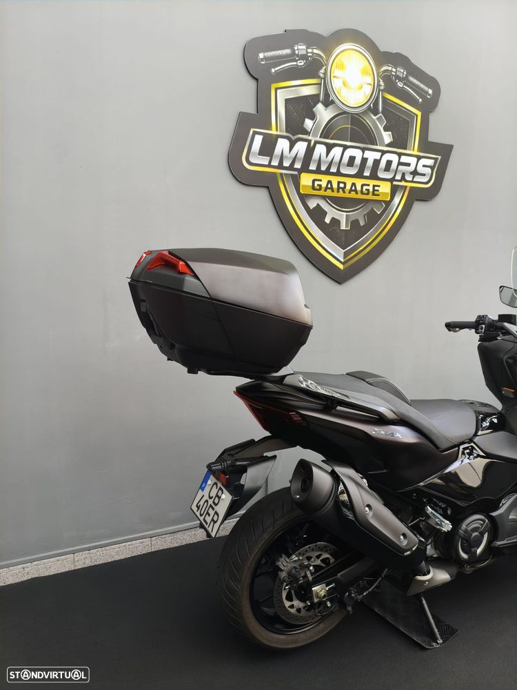Yamaha TMAX Tech Max - 3
