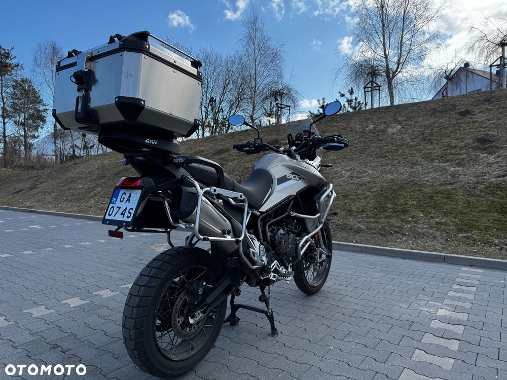 Triumph Tiger - 8