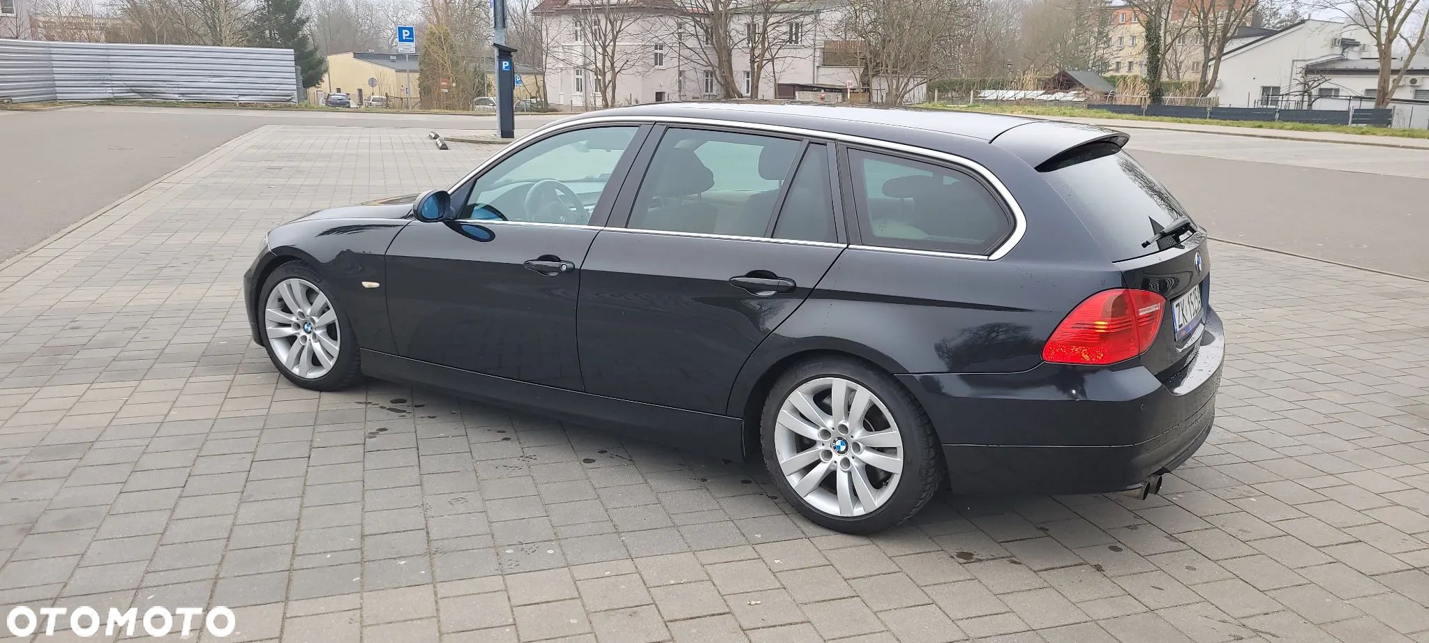 BMW Seria 3 325d DPF Touring - 1