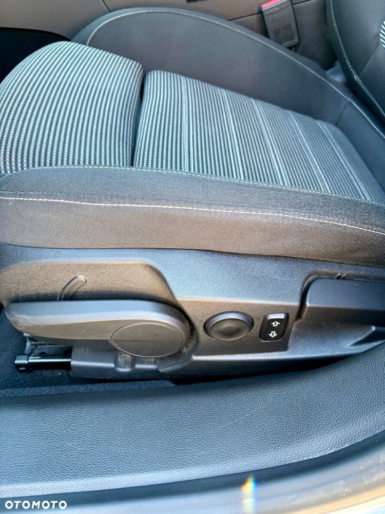 Opel Insignia 2.0 CDTI Edition - 10