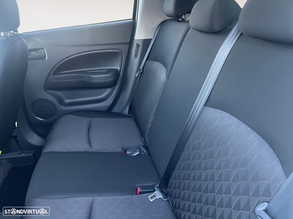 Mitsubishi Space Star 1.2 Intense Connect Edition - 13