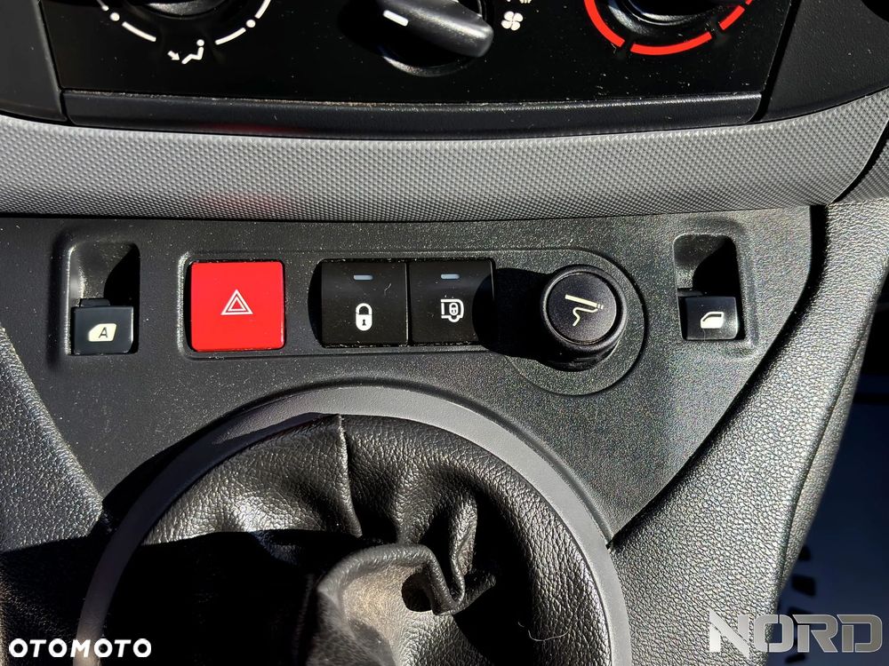 Peugeot Partner 4x4 - 23