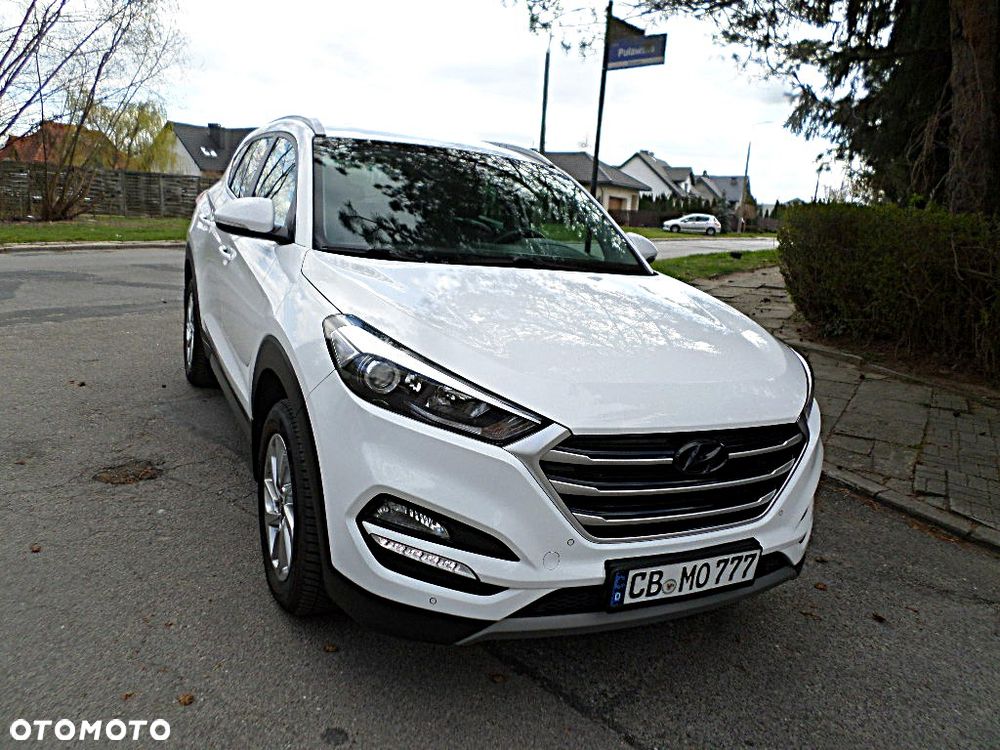 Hyundai Tucson 1.6 GDI BlueDrive Style 2WD - 33