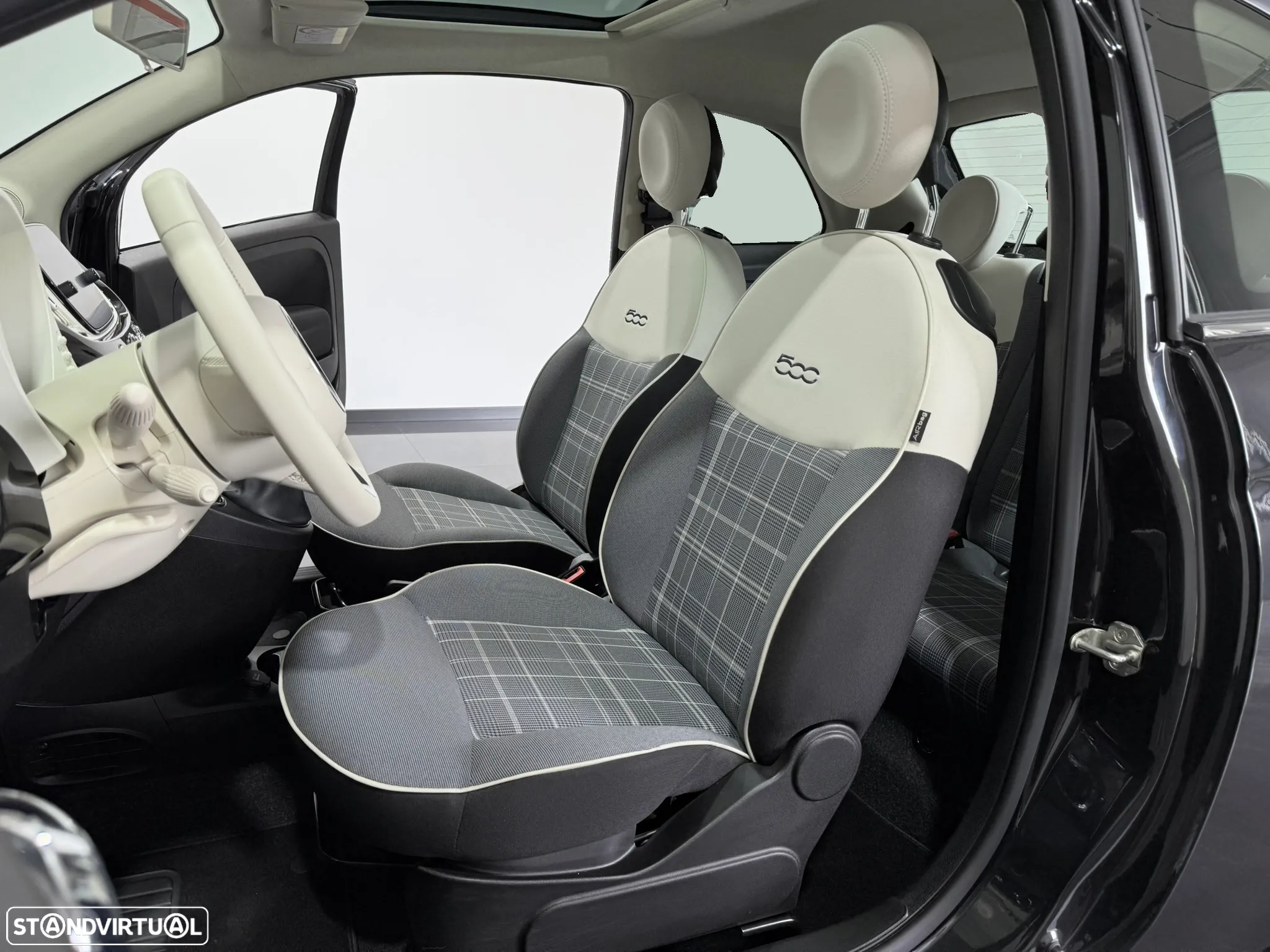 Fiat 500 1.0 Hybrid Lounge - 31