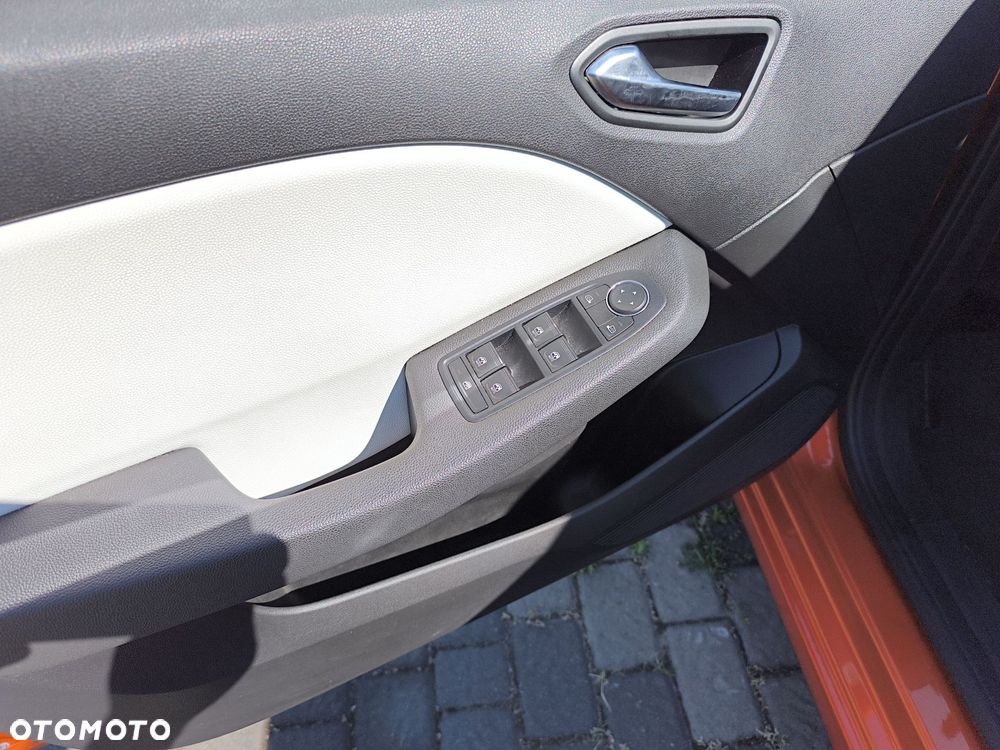 Renault Clio 1.0 TCe Techno - 10