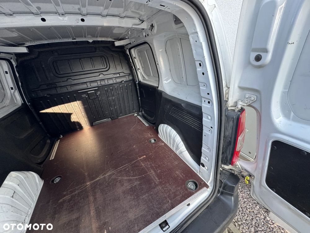 Toyota PROACE CITY - 38