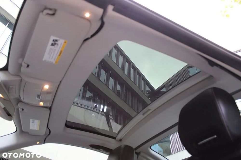 Mercedes-Benz SL 500 7G-TRONIC - 37