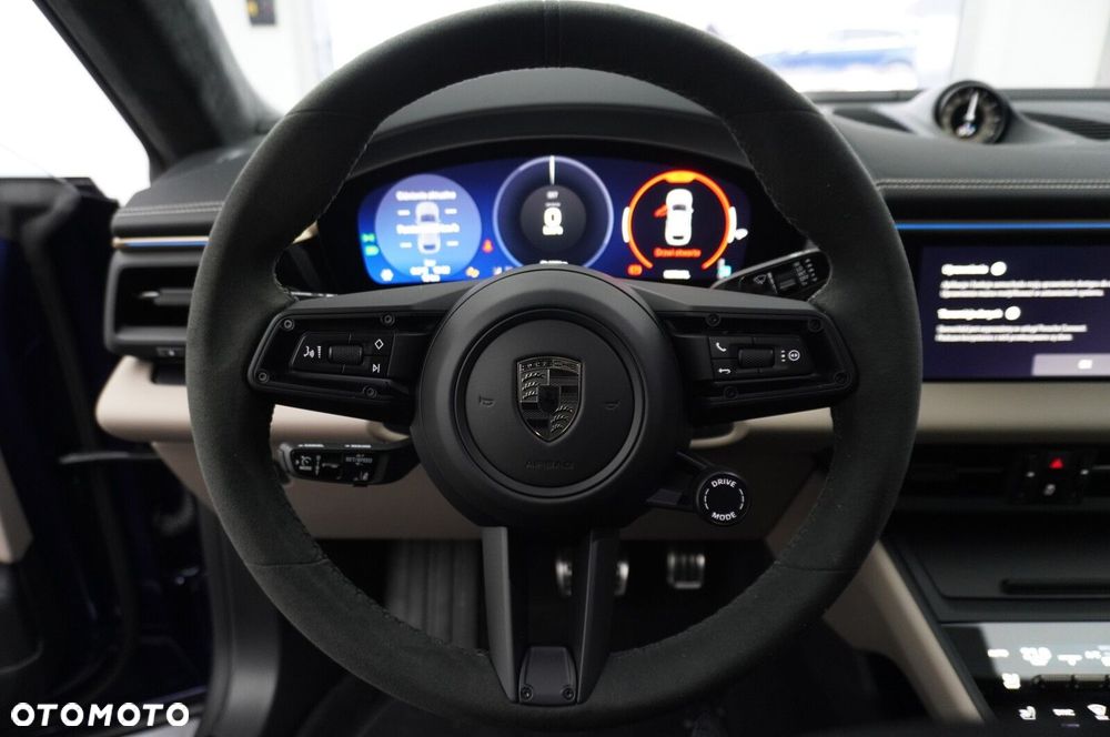 Porsche Macan - 17