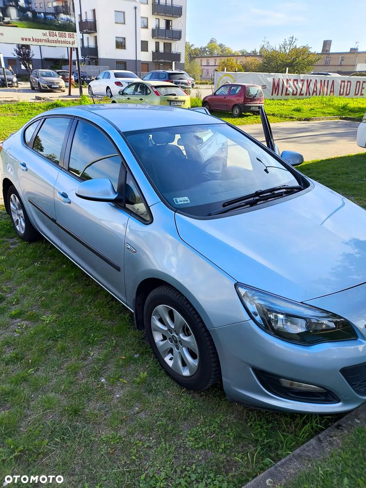 Opel Astra - 3