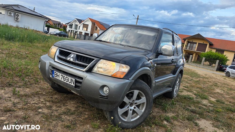 Mitsubishi Pajero 3.2 DI-D Automatik Dakar - 2