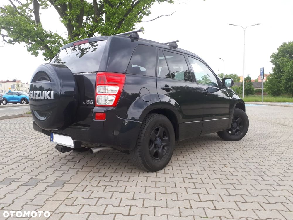 Suzuki Grand Vitara 2.0 Club Family - 8