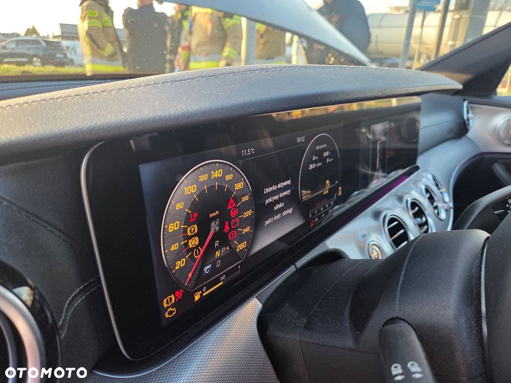 Mercedes-Benz Klasa E 220 d 4Matic 9G-TRONIC Avantgarde - 5