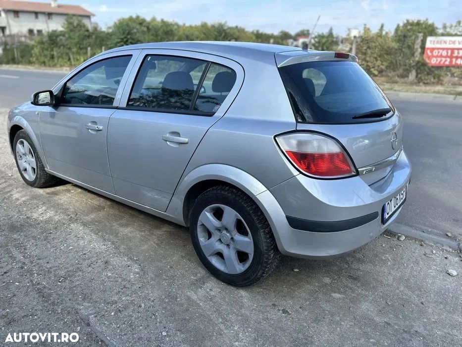 Opel Astra - 1